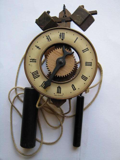 BAUMANN A.G. DIEPOLOSAU SWISS WOODEN CLOCK - Very good condition