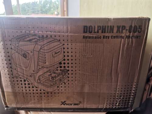 Xhorse Dolphin II XP-005L Automatic Key Cutting Machine 