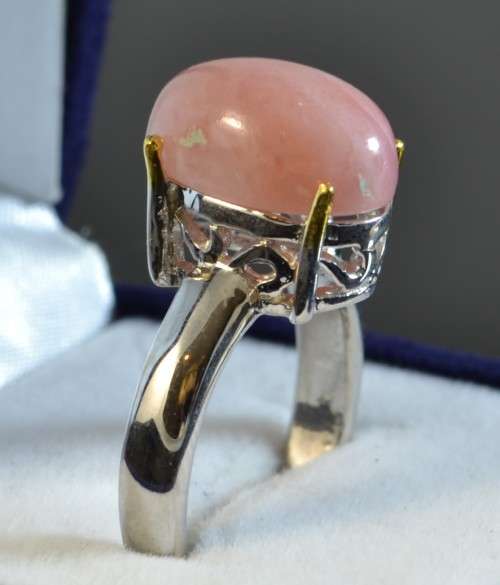 UNUSUAL PINK OPAL TWO TONE 925 STERLING SILVER RING