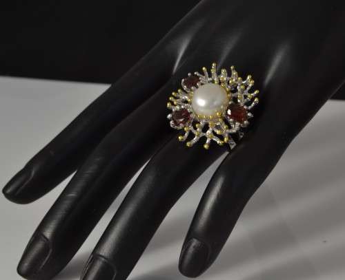 EXQUISITE GENUINE GARNET  & FRESHWATER PEARL 925 SILVER RING SIZE 7