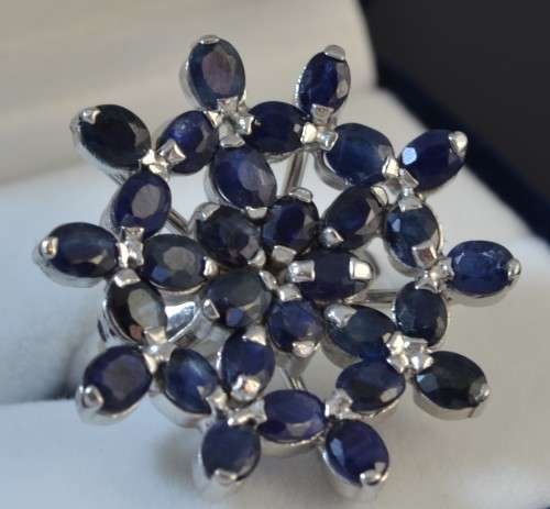 AMAZING REAL DEEP BLUE SAPPHIRE 925 SILVER RING SIZE 7.5