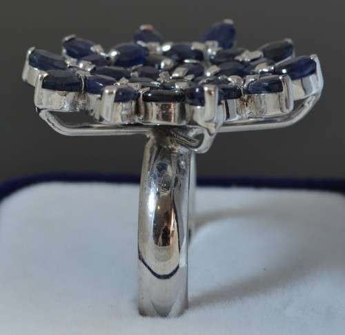 AMAZING REAL DEEP BLUE SAPPHIRE 925 SILVER RING SIZE 7.5