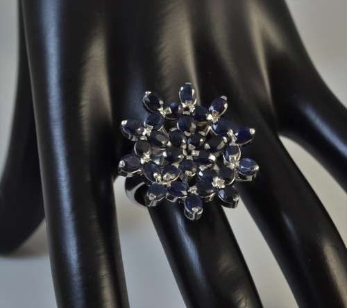 AMAZING REAL DEEP BLUE SAPPHIRE 925 SILVER RING SIZE 7.5