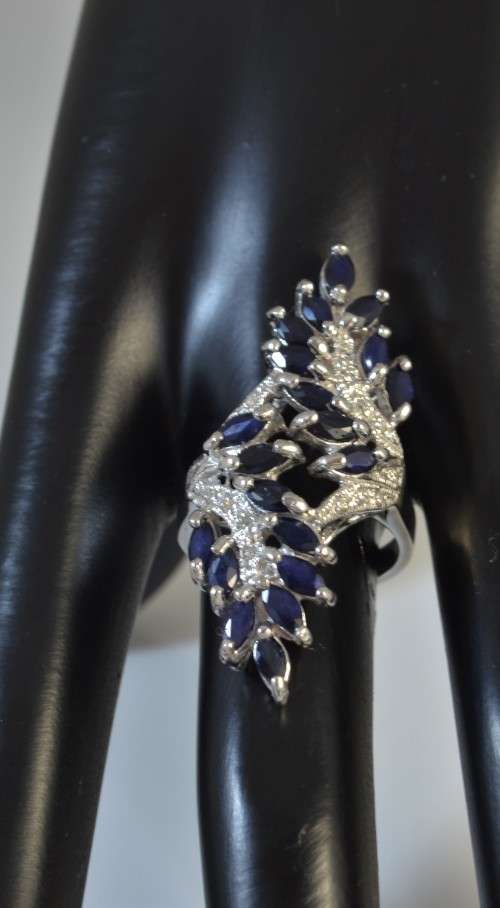 ELEGANT AAA GENUINE BLUE SAPPHIRE 928 SILVER RING SIZE 8