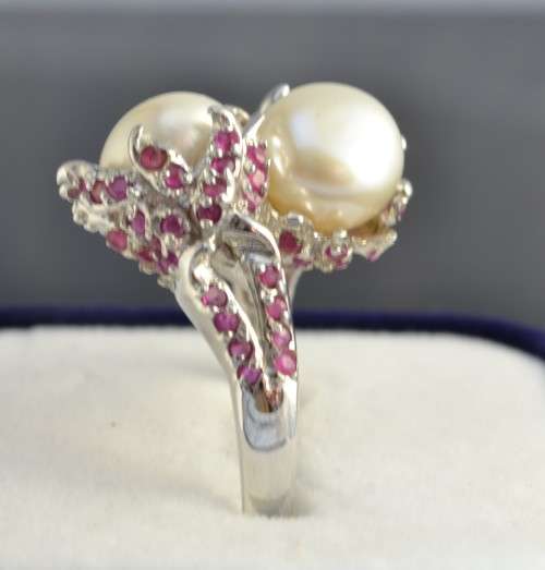 UNUSUAL REAL RED  RUBY AND CREAMY WHITE  PEARL 925 SILVER RING SIZE 8.5