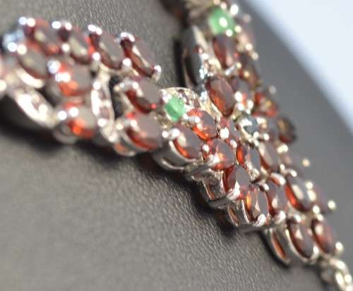 STUNNING GENUINE MOZAMBIQUE GARNET, RHODOLITE GARNET EMERALD 925 SILVER NECKLACE