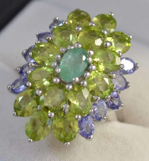 GENUINE PERIDOT EMERALD & TANZANITE 925 SILVER RING SIZE 8