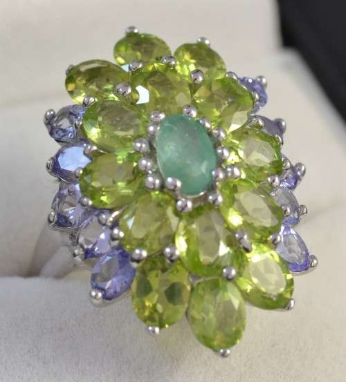 GENUINE PERIDOT EMERALD & TANZANITE 925 SILVER RING SIZE 8