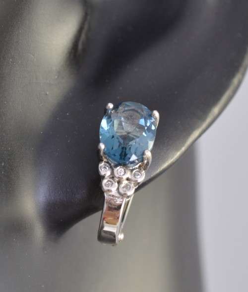 *SET*  GENUINE LONDON BLUE TOPAZ 925 SILVER RING WITH MATCHING EARRINGS