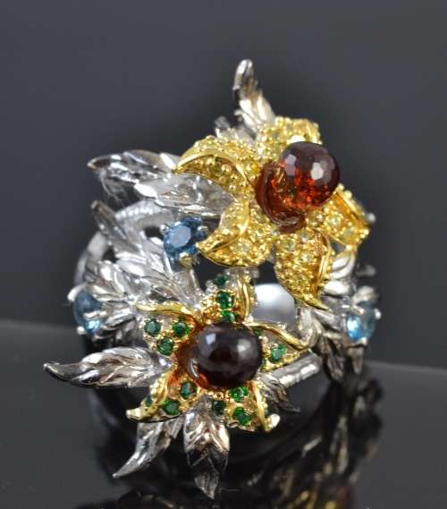EXQUISITE DESIGN NATURAL BRIOLETTE CUT GARNET AND LONDON BLUE TOPAZ & CZ 925 SILVER RINGS SIZE 7.5