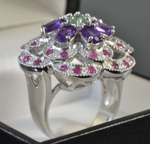 REAL AMETHYST, EMERALD AND RUBY 925 SILVER RING SIZE 8.5