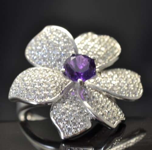 STUNNING! GENUINE AMETHYST & CZ 925 SILVER FLOWER RING SIZE 6