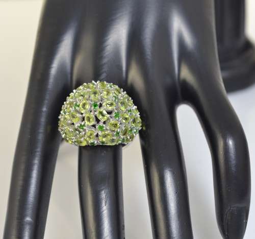LARGE DOME SHAPE GENUINE PERIDOT &CHROME DIOPSIDE 925 SILVER RING SIZE 8