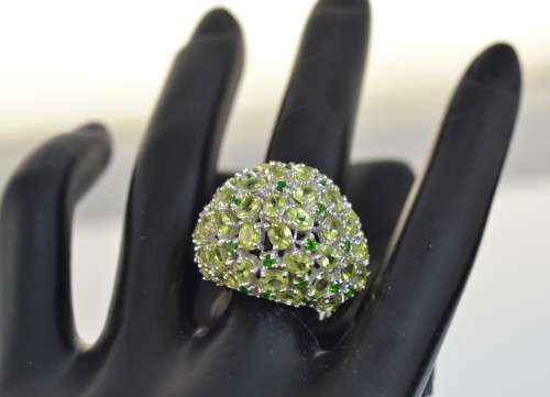 LARGE DOME SHAPE GENUINE PERIDOT &CHROME DIOPSIDE 925 SILVER RING SIZE 8