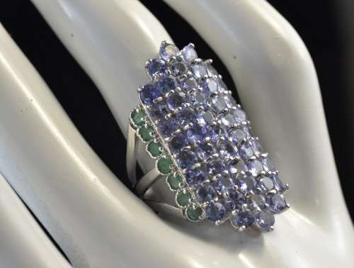 GENUINE TANZANITE & EMERALD 925 SILVER RING SIZE 8