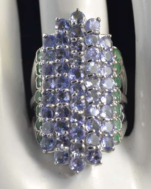 GENUINE TANZANITE & EMERALD 925 SILVER RING SIZE 8