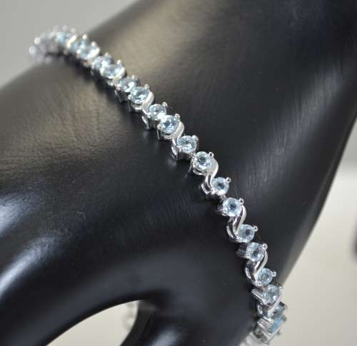 GENUINE SKY BLUE TOPAZ 925 SILVER BRACELET