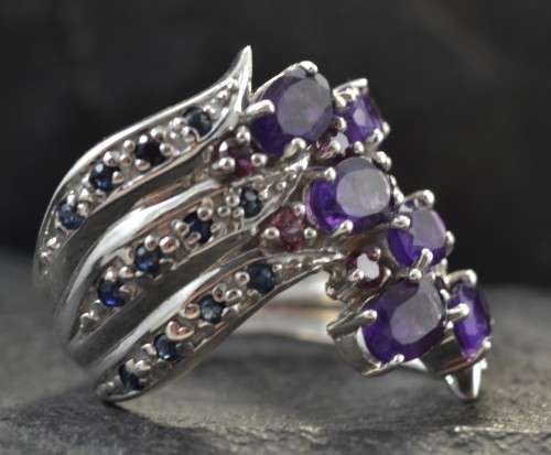 UNUSUAL DESIGN GENUINE INTENSE PURPLE AMETHYST, SAPPHIRE AND RHODOLITE GARNET SIZE 7