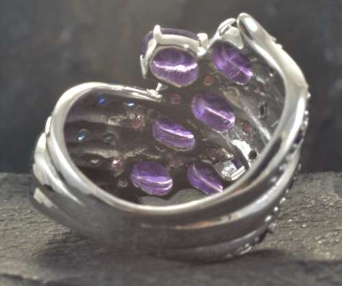 UNUSUAL DESIGN GENUINE INTENSE PURPLE AMETHYST, SAPPHIRE AND RHODOLITE GARNET SIZE 7