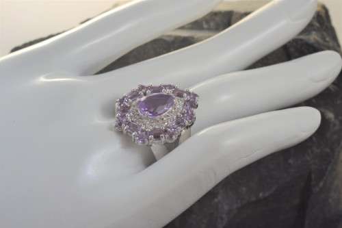GORGEOUS COLOUR! GENUINE BRAZILIAN  AMETHYST AND CZ 925 SILVER RING SIZE 8.75