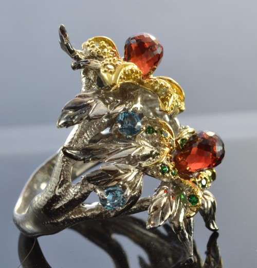 EXQUISITE DESIGN NATURAL BRIOLETTE CUT GARNET AND LONDON BLUE TOPAZ & CZ 925 SILVER RINGS SIZE 7.5