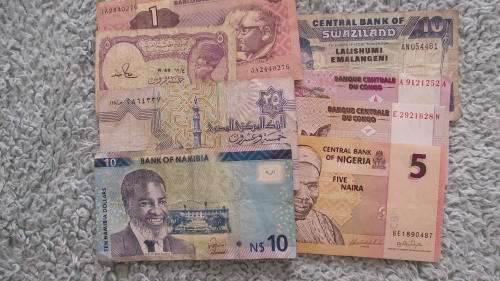 LOT # 1 : MIXED WORLD BANKNOTES