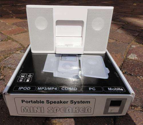 FREE SHIPPING - iPOD - Portable Speaker & Docking System "Brand New"