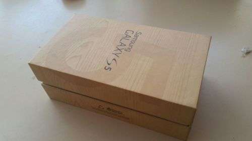 Samsung Galaxy S5 32gb (excellent condition) Like new