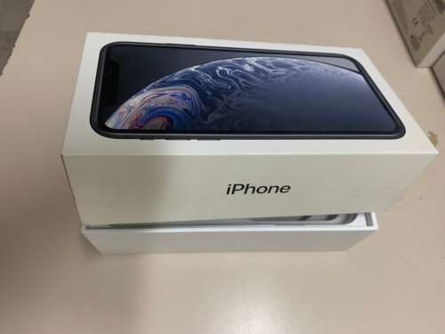 iPhone XR 64 gb