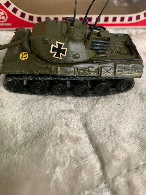 Landmaster tank T411 Leopard German