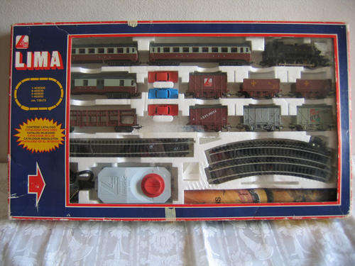 Vintage Lima Train Set in original box with catalogue