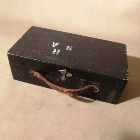 ANTIQUE AND HIGHLY COLLECTABLE VINTAGE LAND SURVEYOR SCOPE WITH ORIGINAL BOX