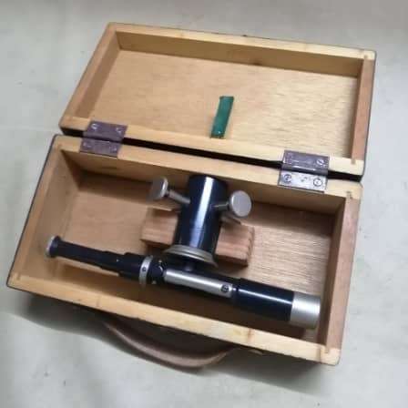ANTIQUE AND HIGHLY COLLECTABLE VINTAGE LAND SURVEYOR SCOPE WITH ORIGINAL BOX