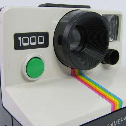 VINTAGE POLAROID LAND CAMERA 1000 FOR SX-70 - INSTANT CAMERA
