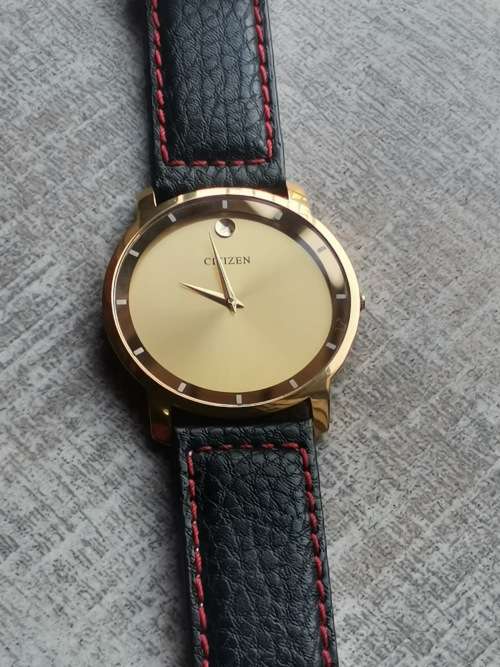 CITIZEN MENS GOLD PLATED WATCH WITH HUGE 42MM DIAL IN EXCELLENT WORKING CONDITION
