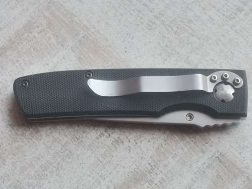 VINTAGE LEOPARD POCKET KNIFE WITH DISPLAY CASE