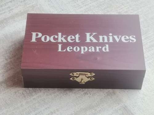 VINTAGE LEOPARD POCKET KNIFE WITH DISPLAY CASE
