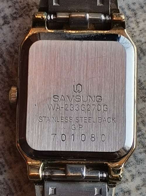 SAMSUNG GOLD PLATED SWISS WATCH IN EXCELLENT WORKING CONDITION
