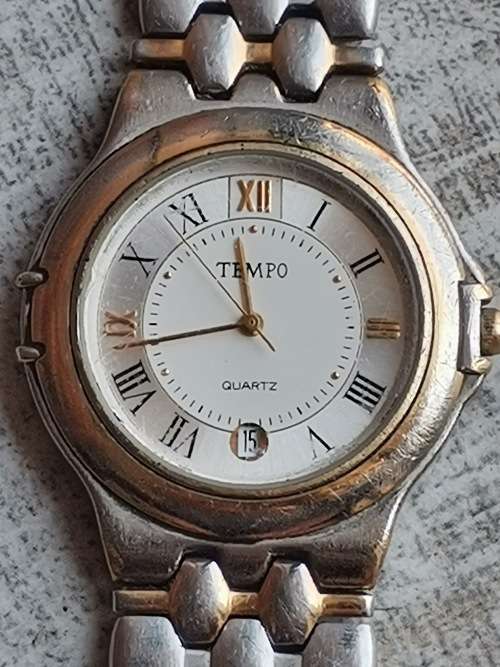 MENS TEMPO GOLD PLATED WATCH IN EXCELLENT WORKING CONDITION