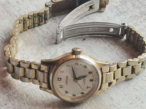 VINTAGE LADIES CITIZEN MECHANICAL WATCH IN GOOD WORKING CONDITION