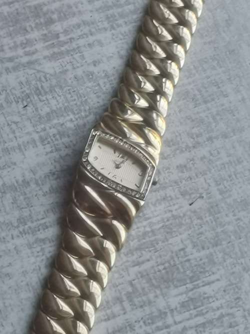 LADIES GOLD PLATED HALLMARK WATCH IN EXCELLENT CONDITION