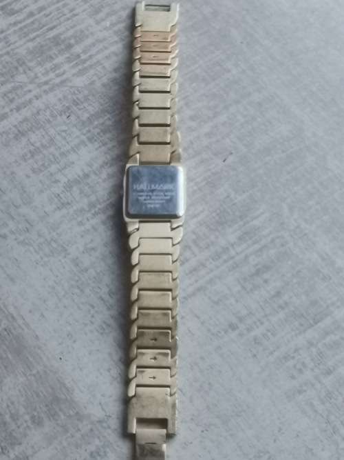 LADIES GOLD PLATED HALLMARK WATCH IN EXCELLENT CONDITION