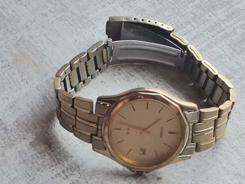 MENS GOLD PLATED CITIZEN WATCH IN EXCELLENT WORKING CONDITION