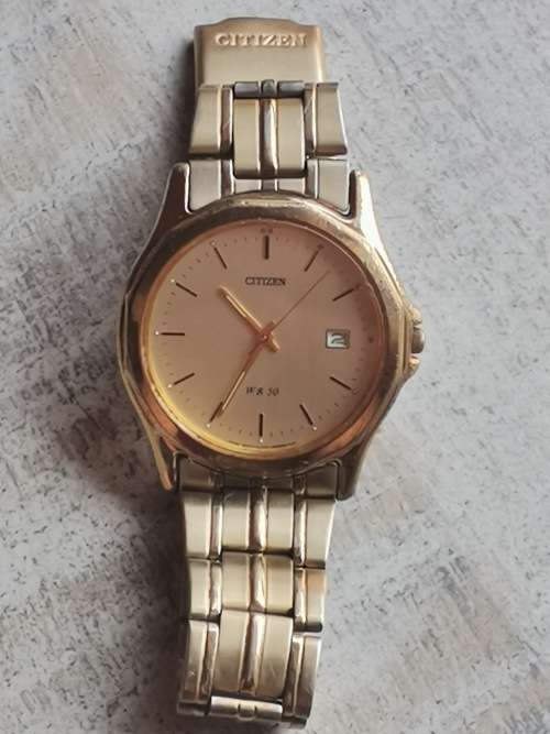 MENS GOLD PLATED CITIZEN WATCH IN EXCELLENT WORKING CONDITION