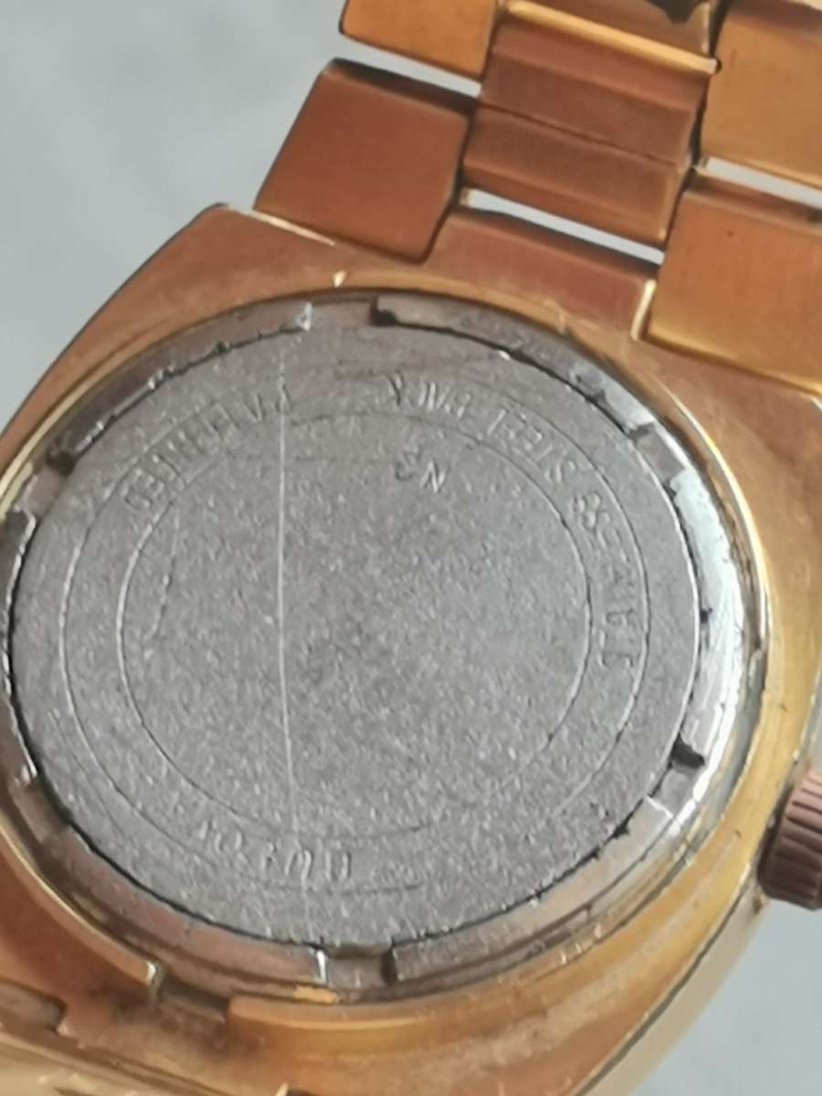 VINTAGE BULOVA ACCUTRON LADIES GOLD PLATED WATCH IN EXCELLENT WORKING CONDITION