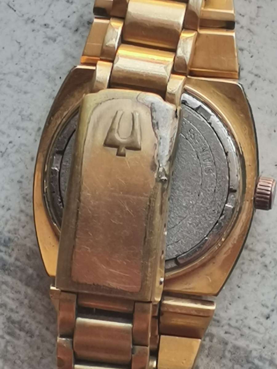 VINTAGE BULOVA ACCUTRON LADIES GOLD PLATED WATCH IN EXCELLENT WORKING CONDITION