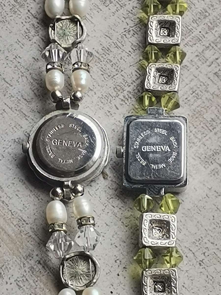 STUNNING GENEVE WATCH SET IN EXCELLENT WORKING CONDITION