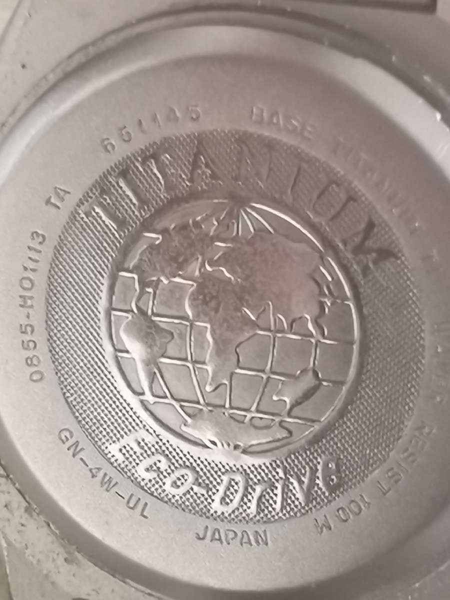 MENS CITIZEN ECO-DRIVE TITANIUM ANALOG/DIGITAL WATCH IN GOOD WORKING CONDITION