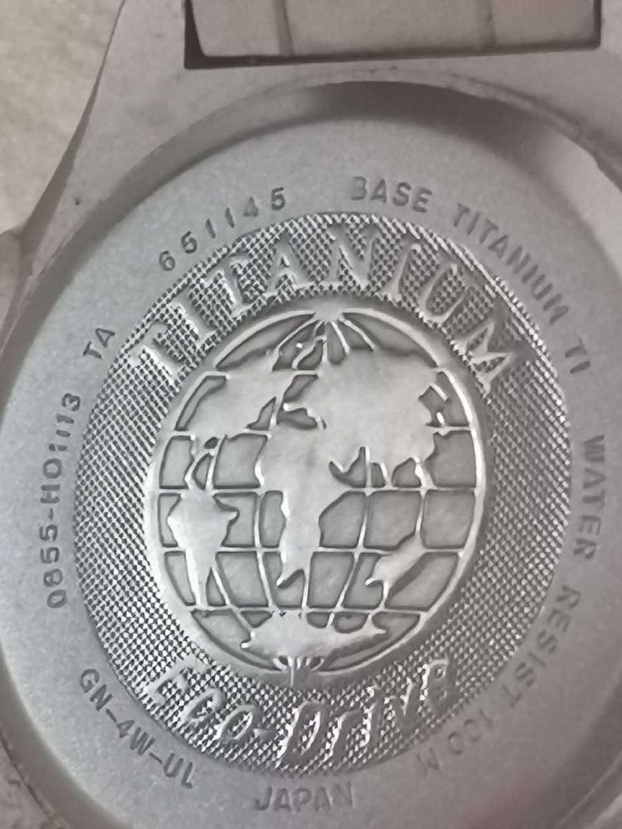 MENS CITIZEN ECO-DRIVE TITANIUM ANALOG/DIGITAL WATCH IN GOOD WORKING CONDITION