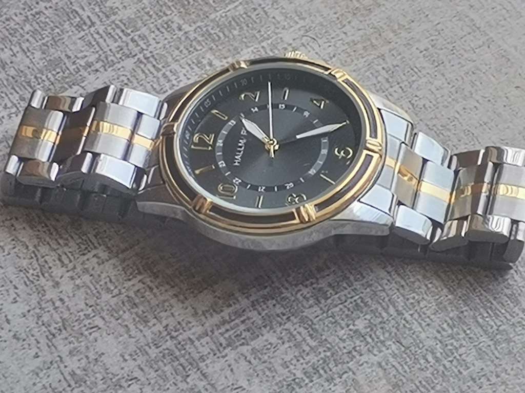 MENS STUNNING HALLMARK 2 TONE WATCH IN EXCELLENT WORKING CONDITION